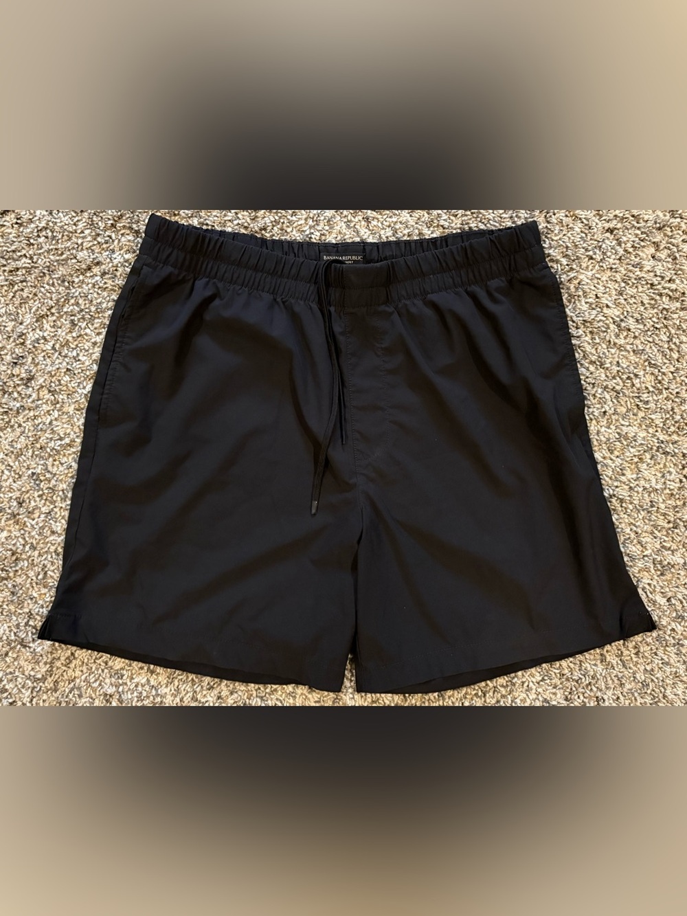 Banana Republic Size Large Hybrid Shorts Black Lightweight & Breathable